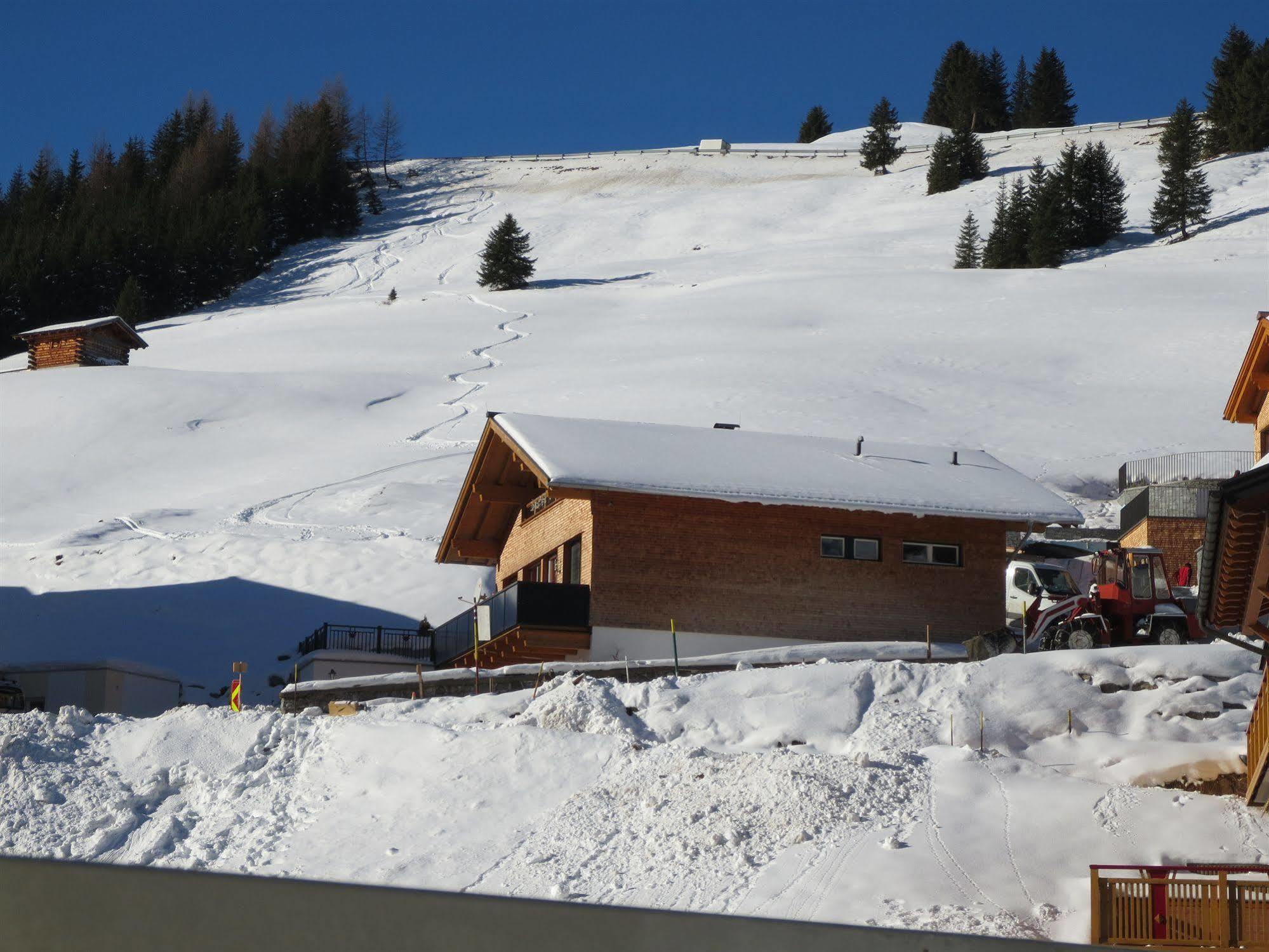 Pension Churlis Lech am Arlberg Exteriör bild